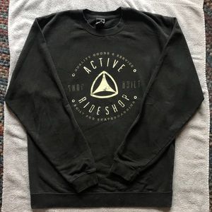 Men’s Active Ride Shop Black Crewneck